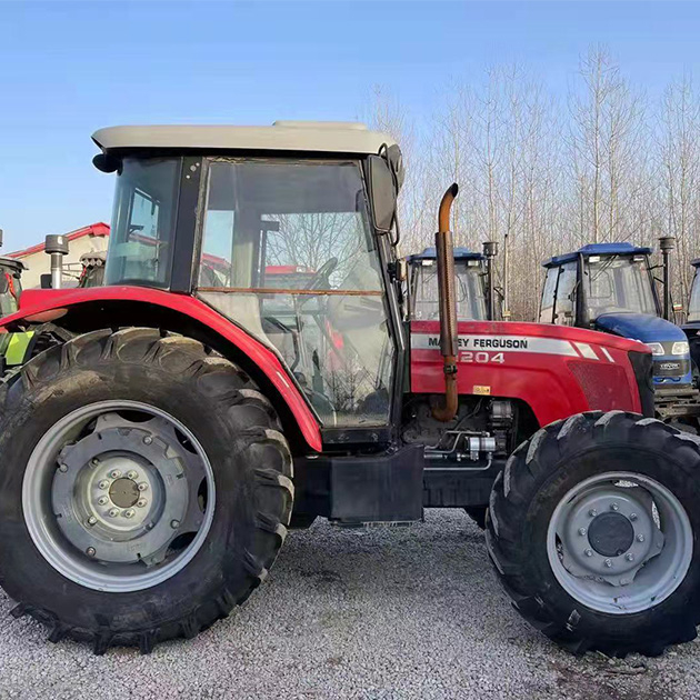 Tracteur de matériel agricole Massey Ferguson d'occasion MF1204